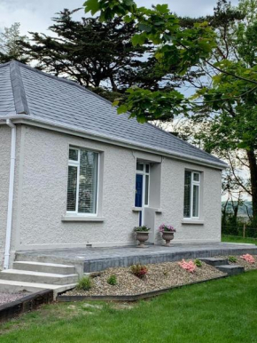 WILLOW EMPTYCOUNT:1 COUNTRY COTTAGE